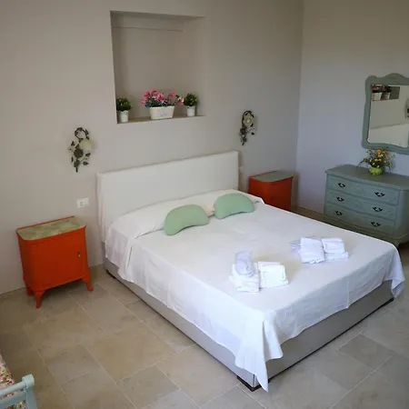 Casale Spina Farm stay *