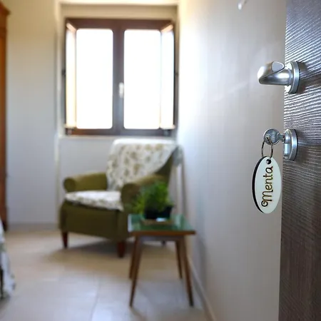 Casale Spina Farm stay *