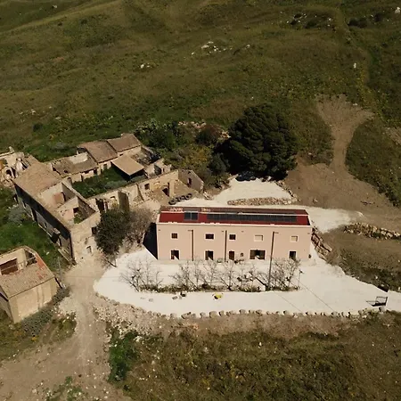 Casale Spina Farm stay *